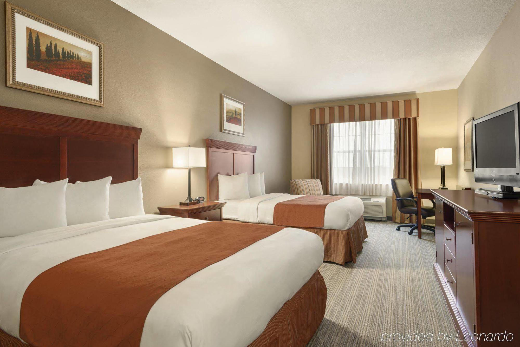 Seffner Inn And Suites Ngoại thất bức ảnh