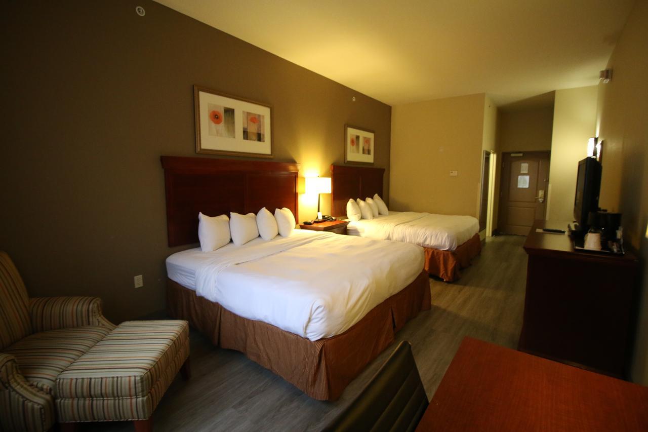 Seffner Inn And Suites Ngoại thất bức ảnh